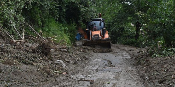 Ordu'da şiddetli yağışın yol açtığı hasarlar gideriliyor