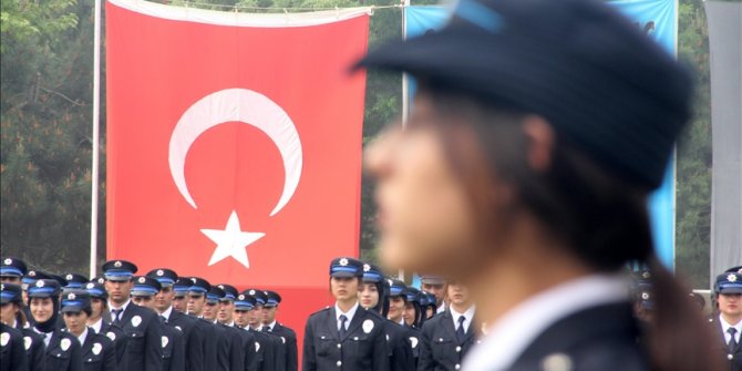 Polis Akademisinin 2 bin 500 öğrenci alımı ilanı Resmi Gazete'de