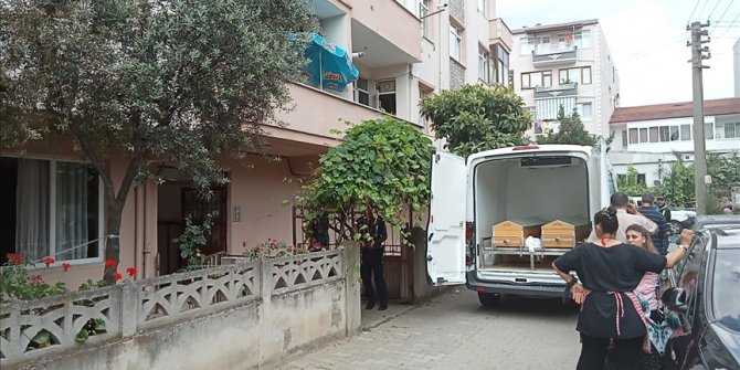 Kocaeli'de eşi tarafından bıçaklandığı iddia edilen kadın öldü