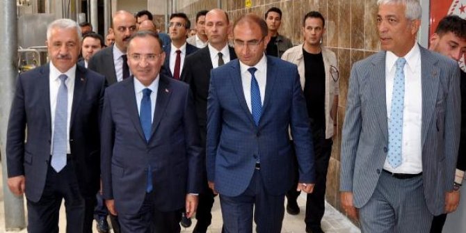 Bozdağ: Cezaevlerimizde ve Türkiye'de işkence yoktur