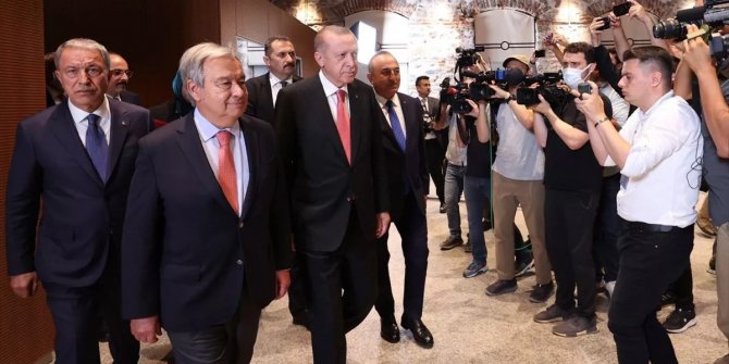 İstanbul'da imzalanan tarihi 'Tahıl Koridoru' anlaşması dünya basınında!