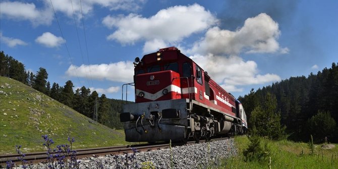 Doğu Ekspresi 6 ayda 215 bin yolcuyu ağırladı