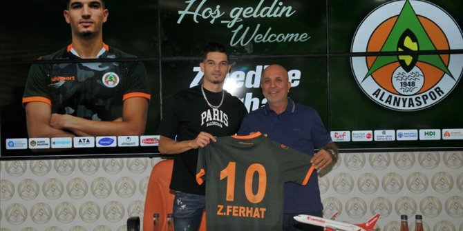 Alanyaspor, Cezayirli Zinedine Ferhat'ı transfer etti