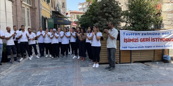 İşten çıkarılan işçiler İzmir Büyükşehir Belediyesini protesto etti
