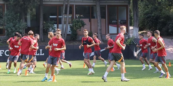 Galatasaray'da yeni sezon hazırlıkları sürüyor
