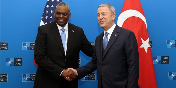 Bakan Akar, ABD Savunma Bakanı Austin ile telefonda görüştü