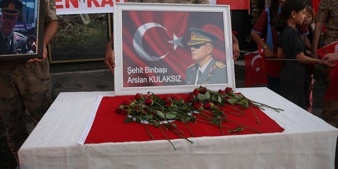 Binbaşı Arslan Kulaksız şehadetinin 7. yılında Malazgirt'te anıldı
