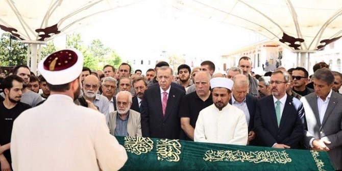 Cumhurbaşkanı Erdoğan, Mehmet Nimet Kaya'nın cenaze törenine katıldı