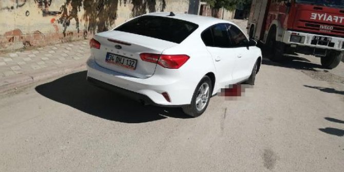 Elazığ'da otomobilin altında kalan bisikletli çocuk hayatını kaybetti