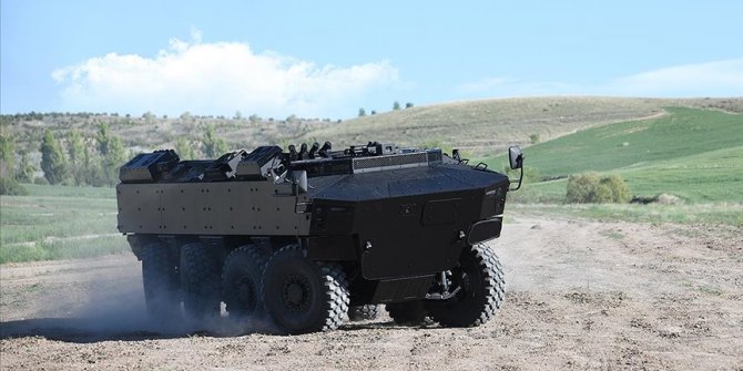 Türk savunma sanayisinde "dev araç" rekabeti