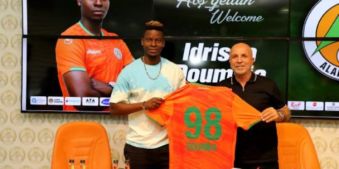 Alanyaspor, Sporting'den İdrissa Doumbiya'yı kiraladı