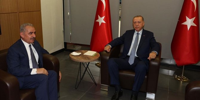 Cumhurbaşkanı Erdoğan, 5. İslami Dayanışma Oyunları'nda ikili görüşmelerde bulundu