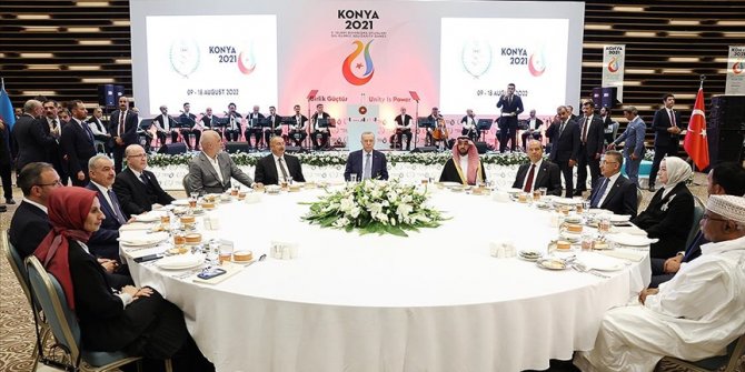Cumhurbaşkanı Erdoğan 5. İslami Dayanışma Oyunları'na katılan devlet ve hükümet başkanları onuruna yemek verdi