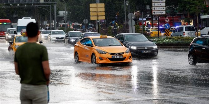 Ankara, Eskişehir ve Tekirdağ için gök gürültülü sağanak uyarısı