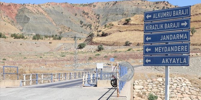 Siirt'te yer altından ses geldiğini söyleyen Akyaylalılar da AFAD'a başvurdu