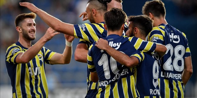 Fenerbahçe, UEFA Avrupa Ligi'nde play-off'a yükseldi