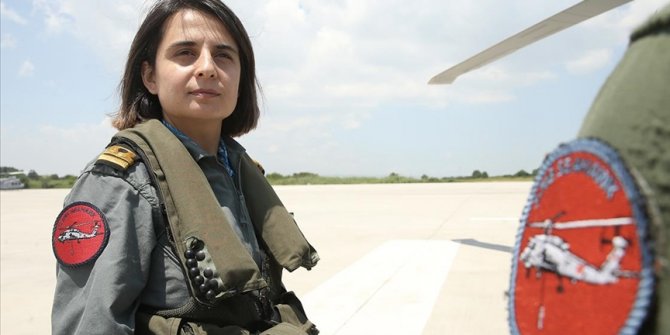 Deniz Hava Komutanlığının tek kadın pilotu Hatice Yüzbaşı TSK'nın emrinde