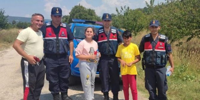 Köyde kaybolan 2 çocuk, bulunup, ailelerine teslim edildi