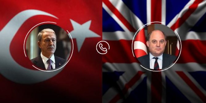 Bakan Akar, İngiliz mevkidaşı Wallace ile görüştü