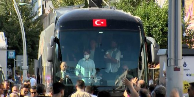 Meral Akşener Zeytinburnu'nda esnafı ziyaret etti