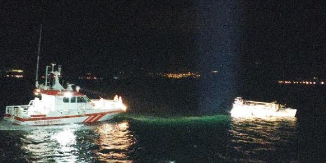 Çanakkale Boğazı’nda tanker ile motor yat çarpıştı