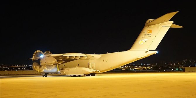 Yardımlar sürüyor: Pakistan'a 2 uçak dolusu yardım daha