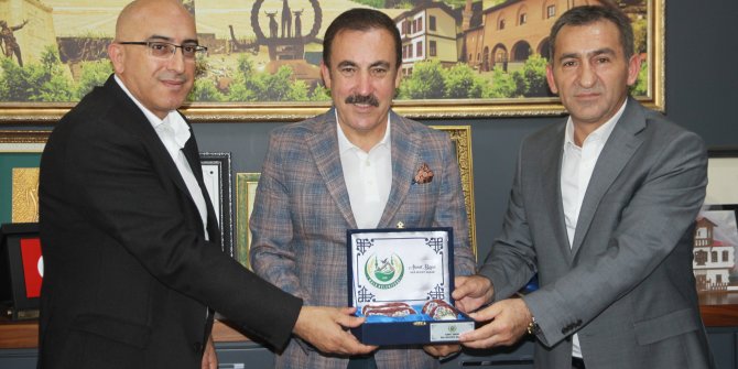 Buran: “Hilmi Yaman Ankaralılar Derneği’ne ivme kazandırdı"