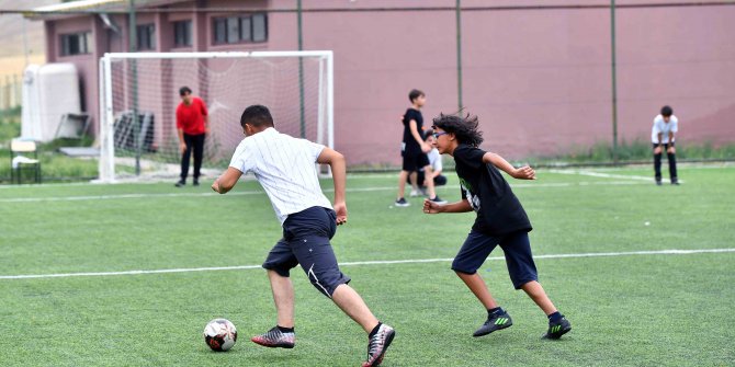 Aile Yaşam Merkezleri ve Gençlik Merkezleri Üyeler Arası Spor Turnuvası düzenleniyor