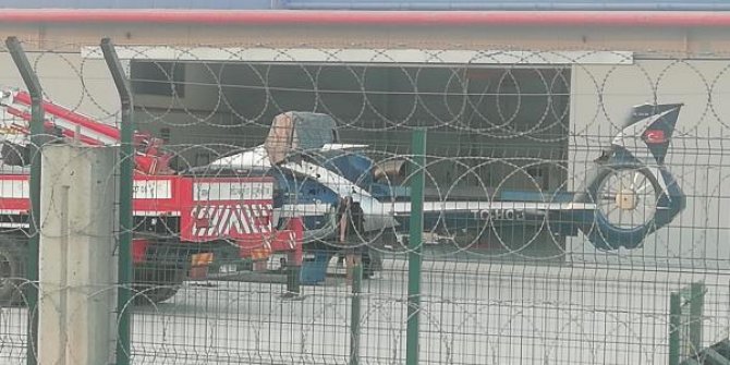 İzmir'de kaza kırıma uğrayan helikopter enkazı kaldırıldı