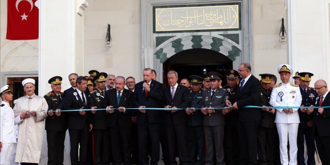 Cumhurbaşkanı Erdoğan, Deniz Harp Okulu Camisi'nin açılışını yaptı