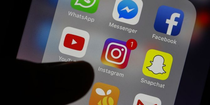 WhatsApp, Instagram ve Facebook ücretli oluyor