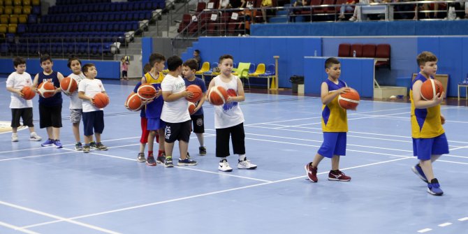 Yenimahalle Belediyesi Spor Kulübü, Yaz Spor Okulları bünyesinde eğitimlerini tamamladı