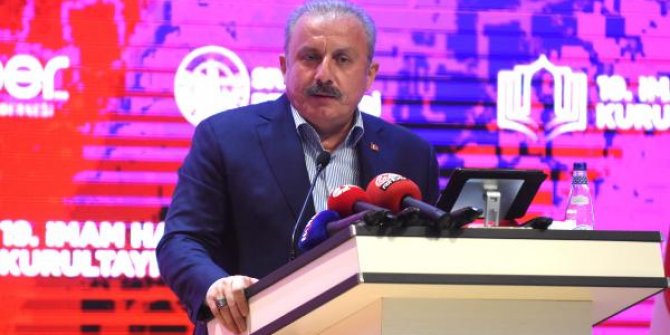 Şentop: Batıdaki gibi giyinenler kendilerini modern, zeki ve kültürlü zannediyor