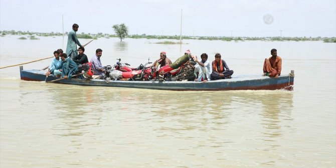 Pakistan'da sel felaketlerinde ölü sayısı 1265'e yükseldi