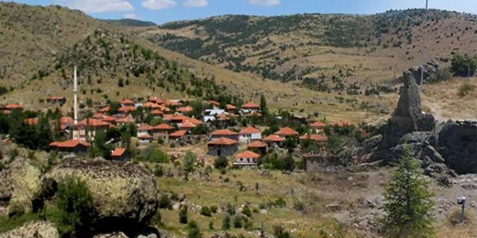 Türkiye'nin dört bir yanından gelen yerli ve yabancı turistleri ağırlıyor