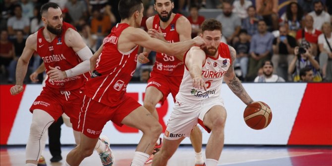 FIBA, Türkiye'nin kural hatası itirazını reddetti