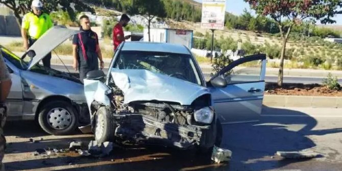Kilis'te zincirleme kaza: 1'i polis, 4’ü jandarma, 8 yaralı