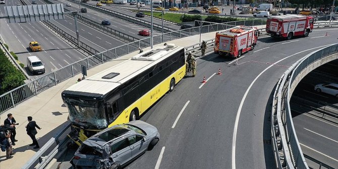 Fatih'te 14 kişinin yaralandığı zincirleme kazaya karışan İETT şoförünün ifadesi ortaya çıktı