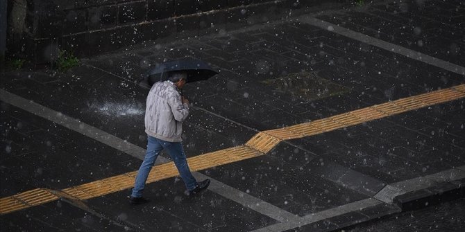 Meteoroloji'den kar ve yağmur uyarısı