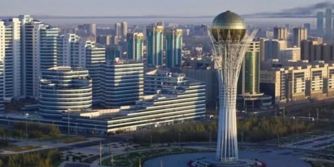 Kazakistan'ın başkentinin ismi yeniden değişiyor