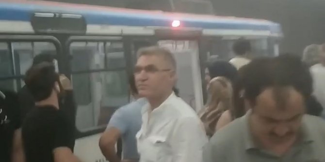 İstanbul'da tramvayda duman paniği