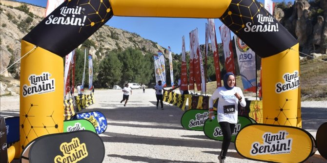 Afyonkarahisar'da Arnica 8. Frig Ultra Maratonu başladı