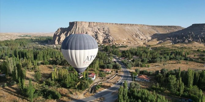 Ihlara Vadisi'nde balon turları yeniden başladı