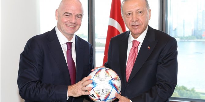 Cumhurbaşkanı Erdoğan, FIFA Başkanı Infantino'yu kabul etti
