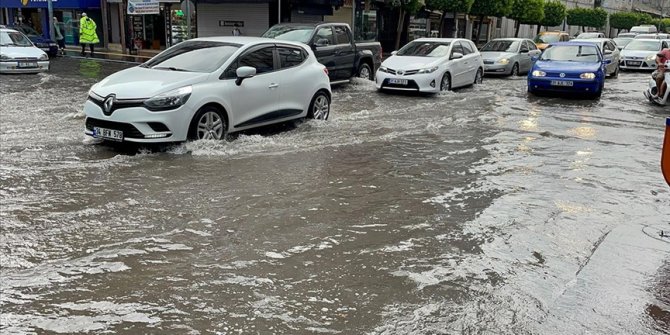 Hatay'da sağanak etkili oluyor