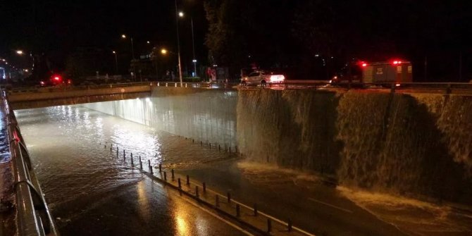 Meteoroloji'den bir uyarı daha: Beklenen yağış sele dönüştü