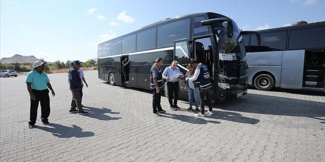 Turizm bölgelerinde "sahte rehberlere" geçit verilmiyor