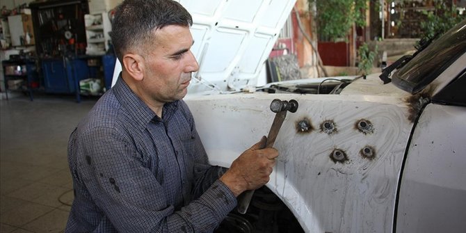 Gündüz sanayide kaportacı akşam sahnede solist