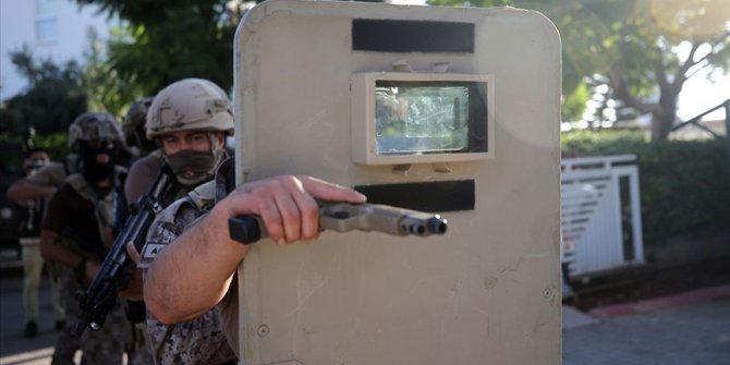 Mersin'de 30 PKK/KCK şüphelisinin yakalanmasına yönelik operasyon başlatıldı