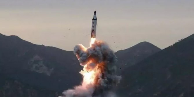 Kuzey Kore balistik füze fırlattı